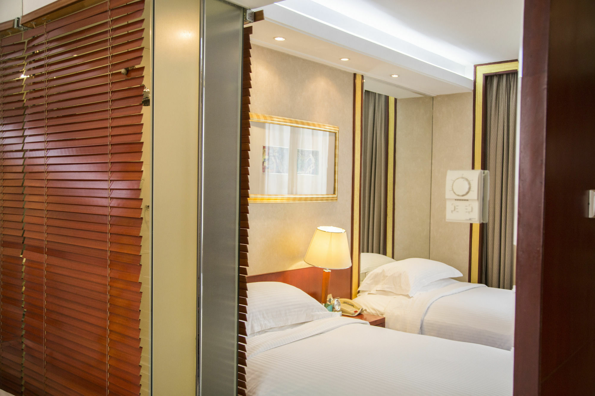 Grand Mercure Xian On Renmin Square Eksteriør billede